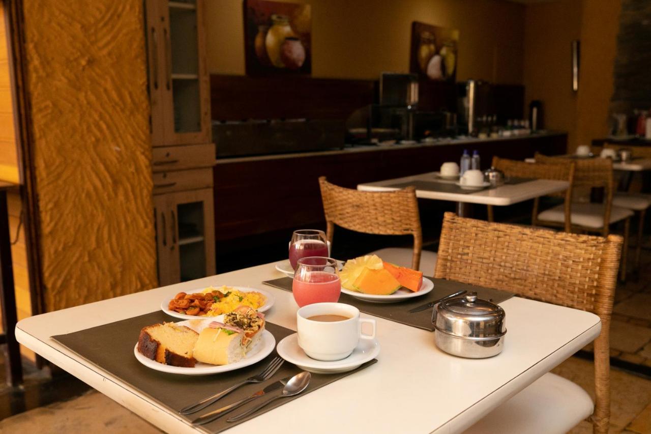 Safari Natal Beach Hotel מראה חיצוני תמונה